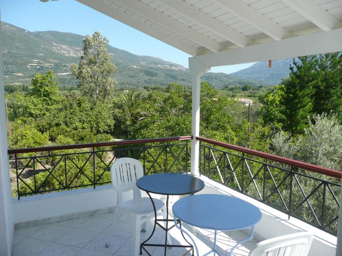Armonia Apartments Vasiliki Quarto foto