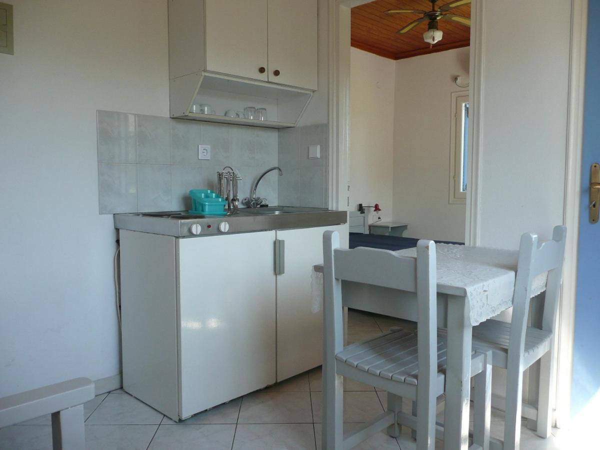 Armonia Apartments Vasiliki Quarto foto
